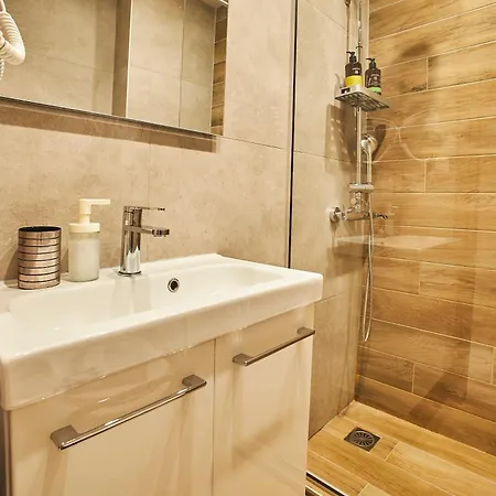 Starlights Wonderful View By Binobi! Szaloniki