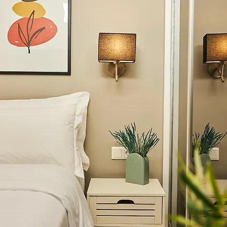 Starlights Wonderful View By Binobi! Salonic